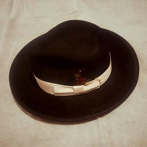Fifth Avenue Fedora hat